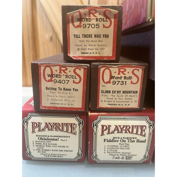 Mixed Lot - 13 Broadway Musicals Showtoons Player Piano Rolls - Picture 3 of 7